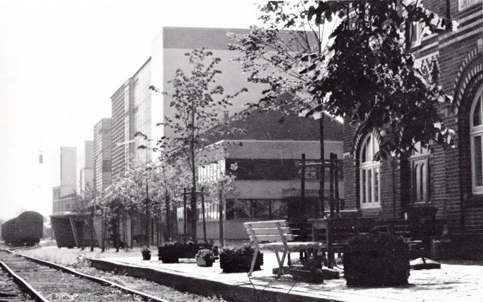 um 1985
