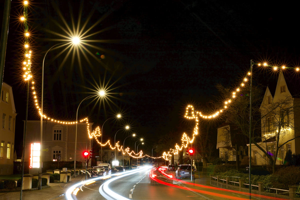 weihnachten, dinklage, weihnachtsbeleuchtung, festbeleuchtung, straßenbeleuchtung, illumination, straßenschmuck, ortsbild, straßenbild